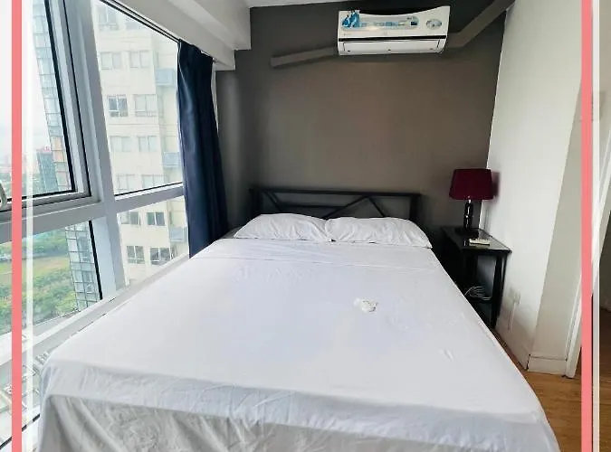Apartment Big Windows With Full View 2br Loft Unit Free Wifi & Netflix At Victoria Bgc *